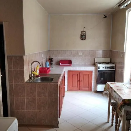 тушер Guest house