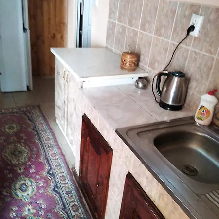 тушер Affittacamere *