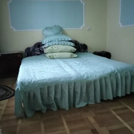 тушер *