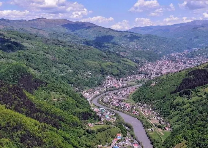 Konukevi тушер Rakhiv